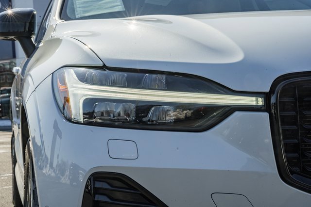 Certified 2024 Volvo XC60 B5 Plus w/ Climate Package image 13