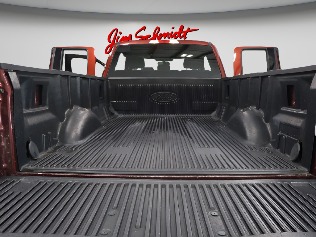 Used 2016 Ford F150 XLT w/ Trailer Tow Package RWD image 2