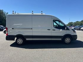 Used 2022 Ford E-Transit Medium Roof w/ Load Area Protection Package RWD image 4