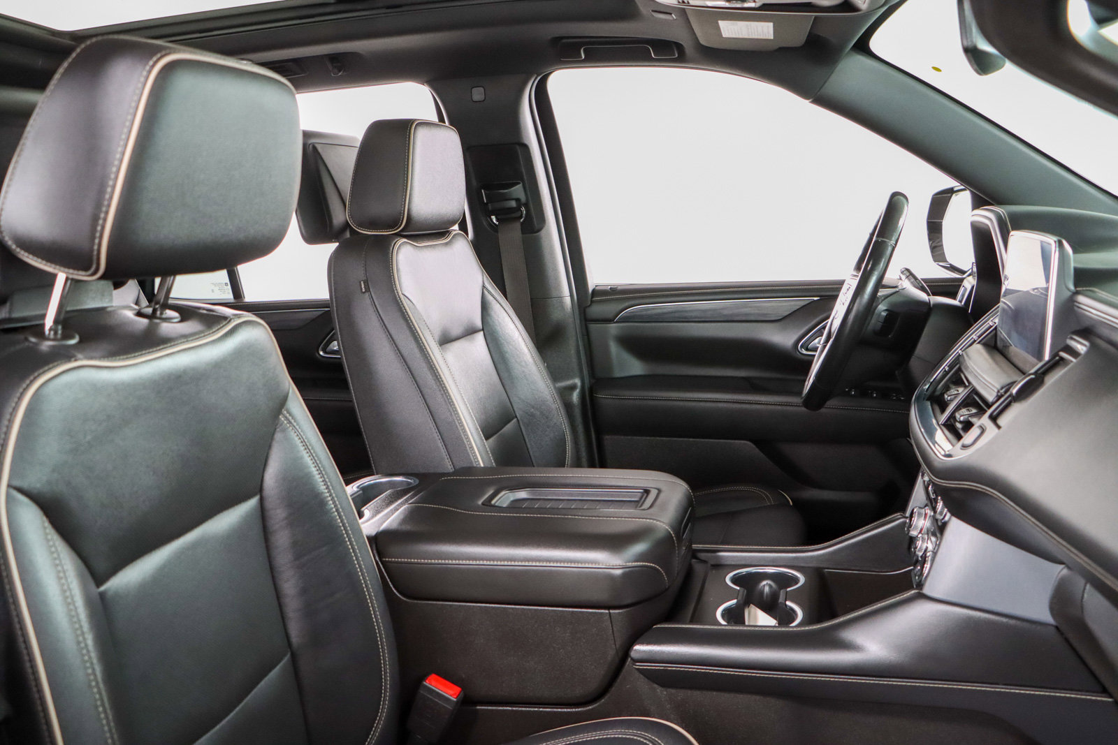 Used 2021 GMC Yukon SLT image 32