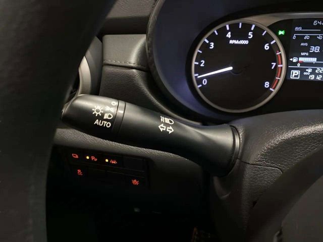 Used 2021 Nissan Versa S image 47