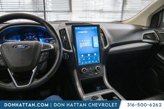 Used 2022 Ford Edge SEL image 19