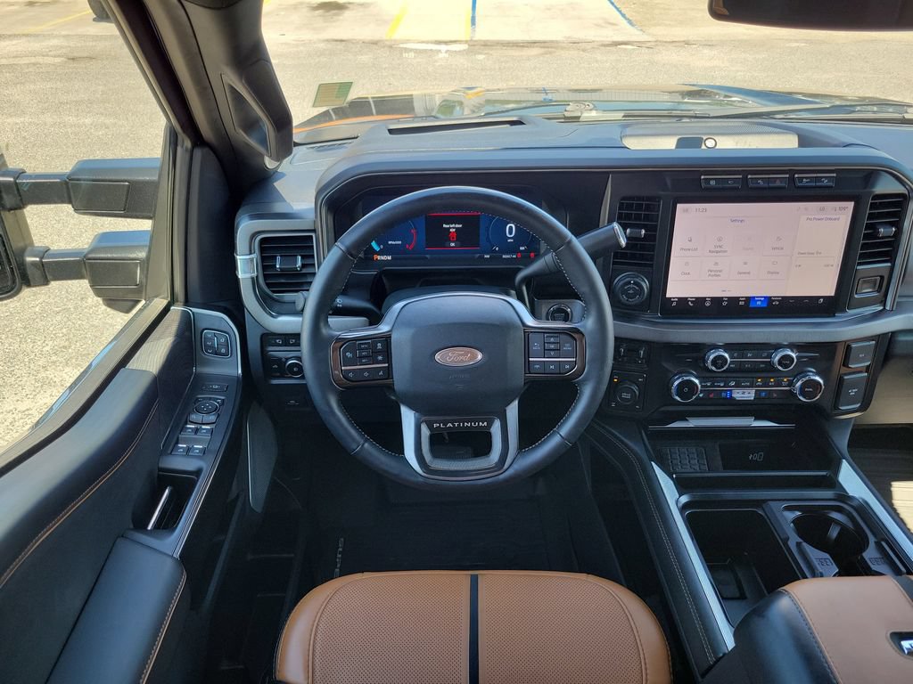 Used 2024 Ford F350 Platinum AWD/4WD image 11