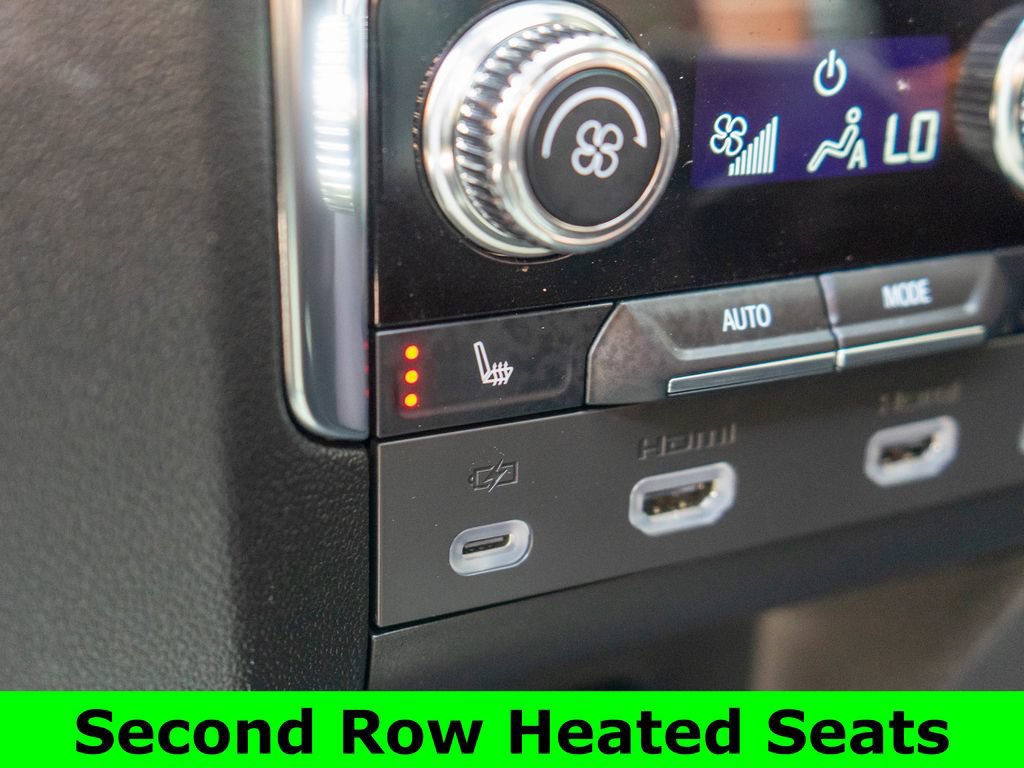 Used 2023 GMC Yukon XL Denali Ultimate AWD/4WD image 17