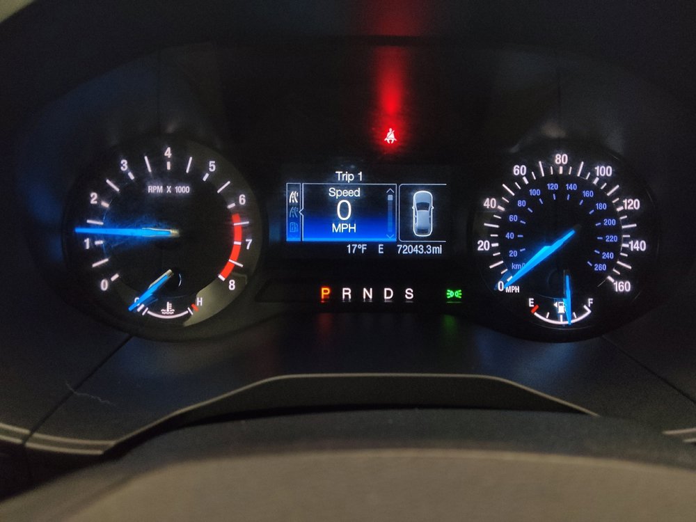 Used 2018 Ford Edge SE image 23