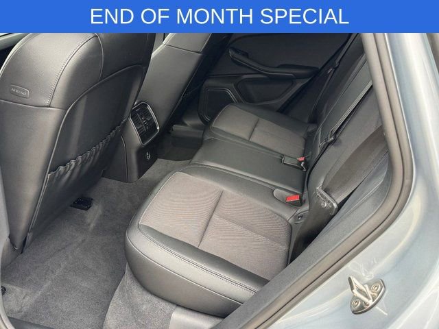 Used 2025 Porsche Macan image 17