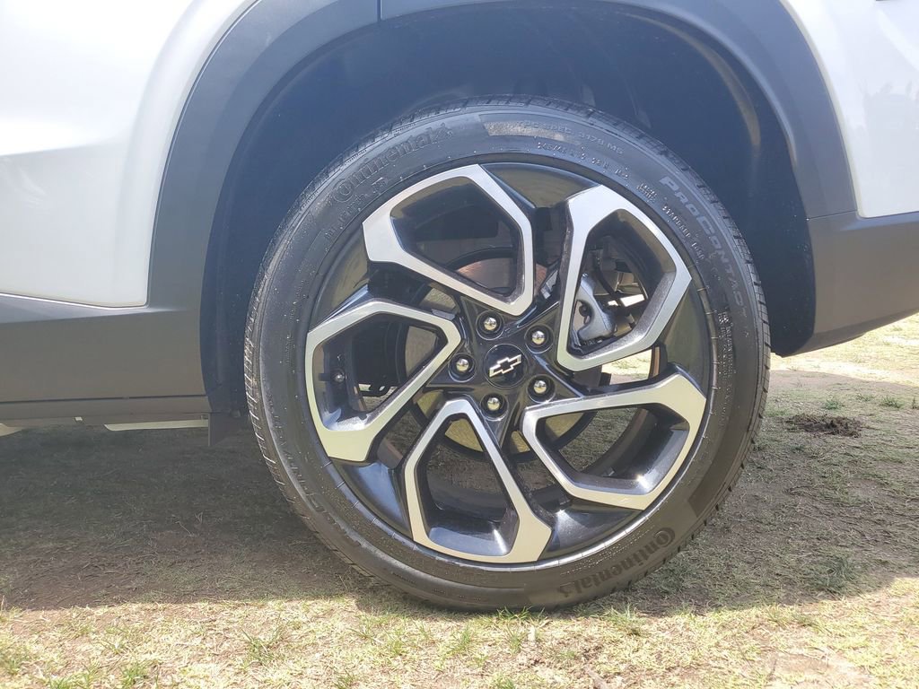 Used 2026 Chevrolet Trax RS w/ Driver Confidence Package image 6