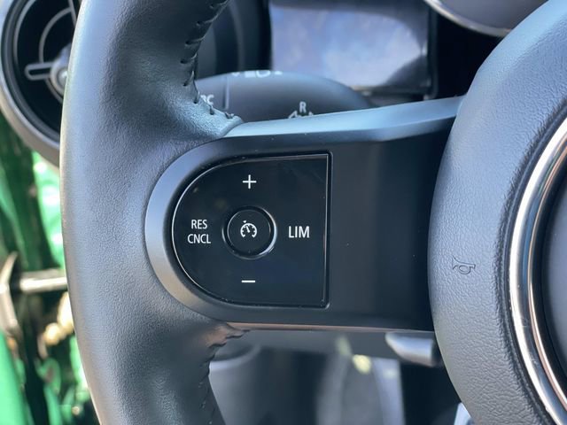 Used 2023 MINI Cooper SE image 9