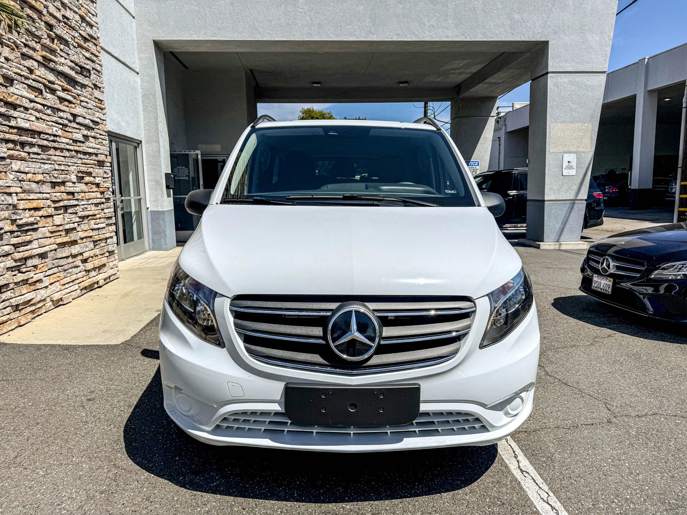 Used 2023 Mercedes-Benz Metris Passenger image 8