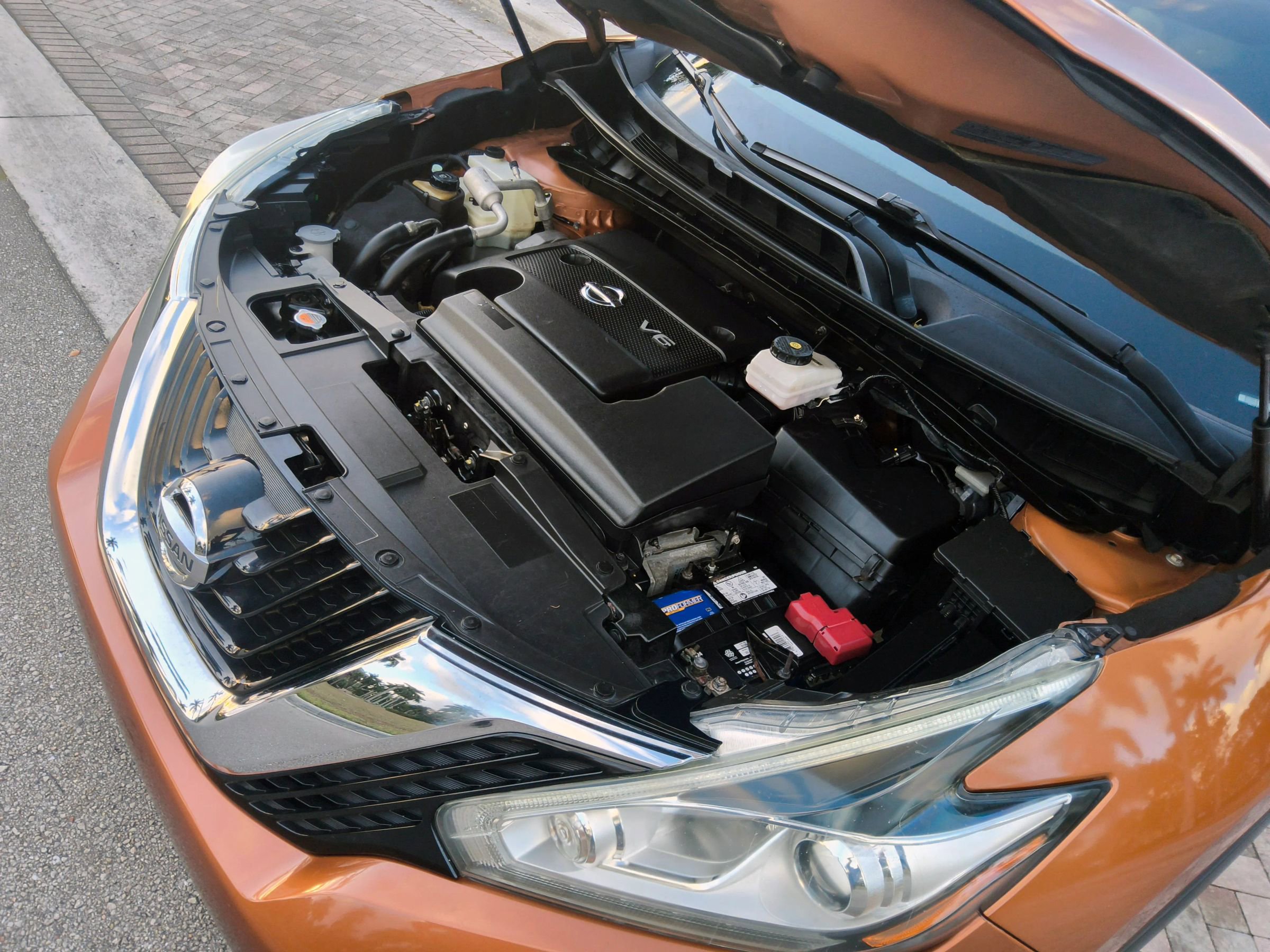 Used 2015 Nissan Murano SV image 39