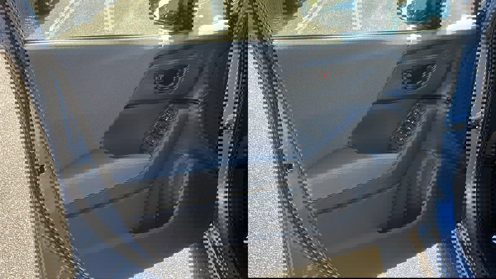 Certified 2024 Subaru Crosstrek 2.0i Premium image 10