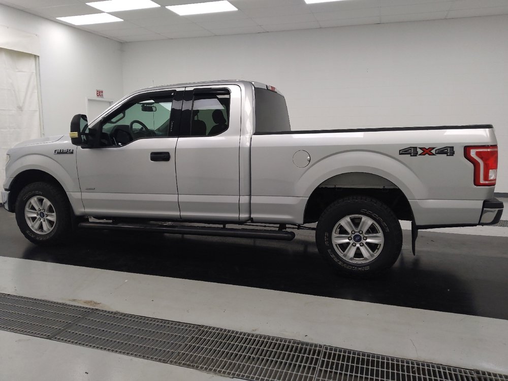 Used 2016 Ford F150 XLT w/ Equipment Group 301A Mid AWD/4WD image 3
