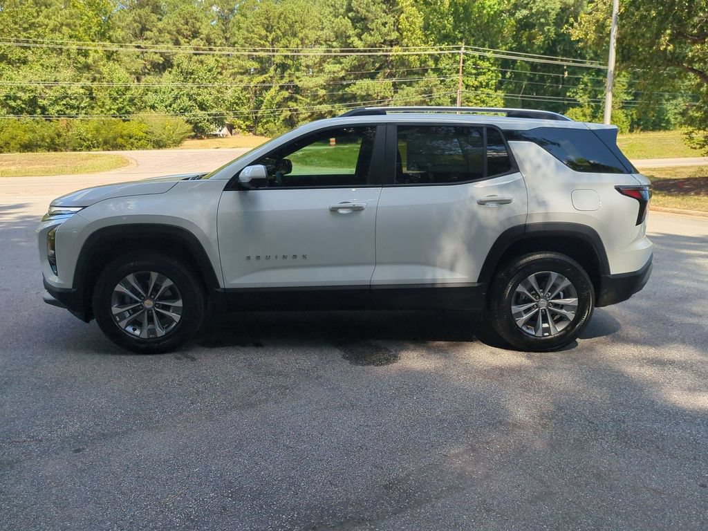 New 2026 Chevrolet Equinox LT w/ Safety and Technology Package FWD image 7