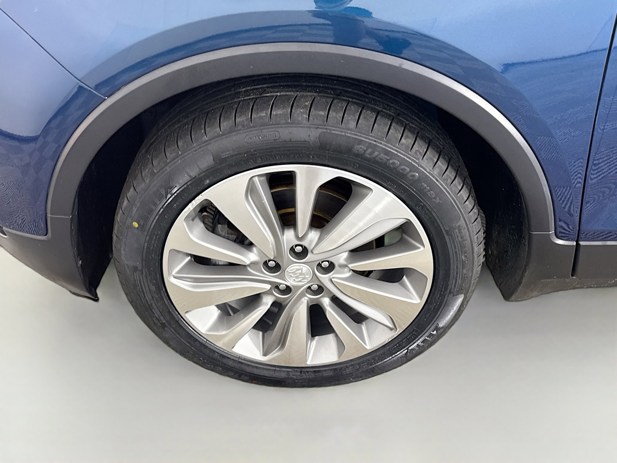 Used 2019 Buick Encore Preferred image 38