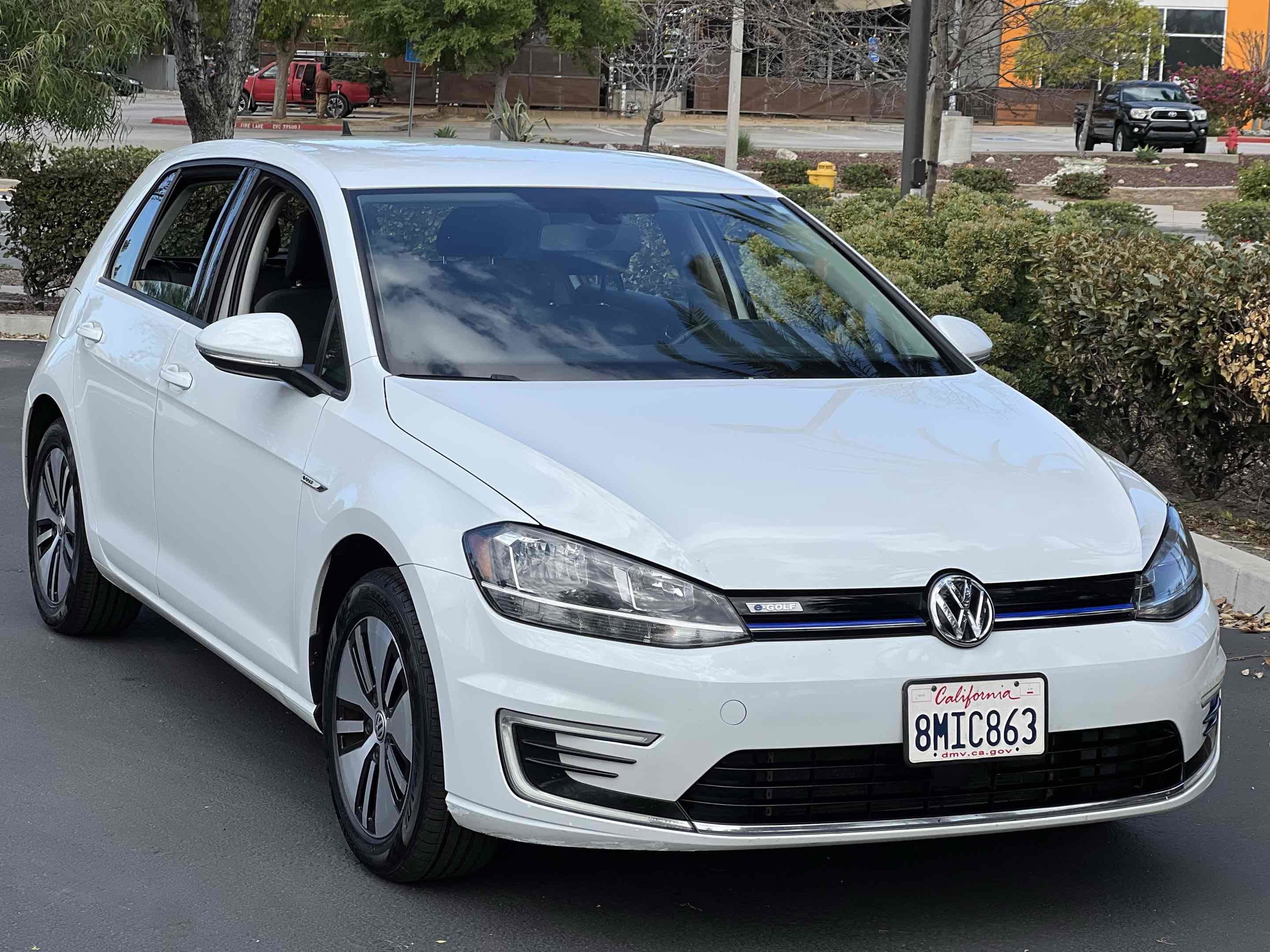 Used 2019 Volkswagen e-Golf SE w/ Driver Assistance Package image 20