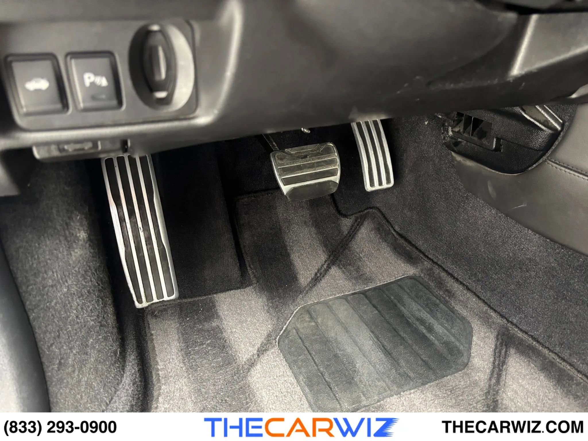 Used 2023 Nissan GT-R Premium w/ Premium Interior Package image 59