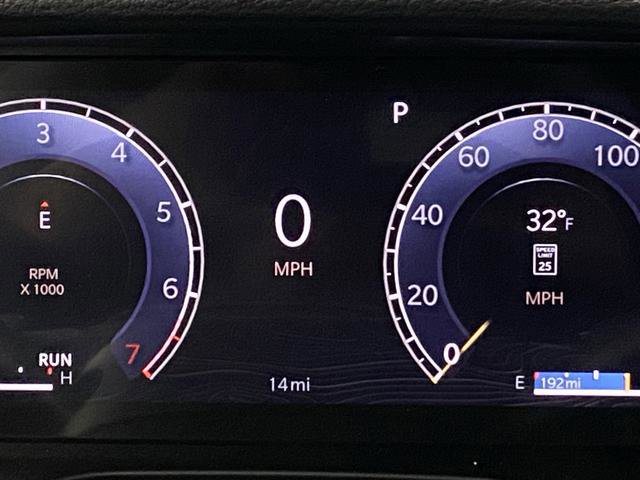 New 2026 Jeep Grand Cherokee Altitude image 6