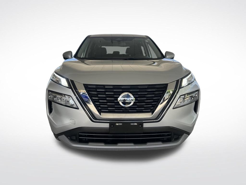 Used 2021 Nissan Rogue SV AWD/4WD image 2