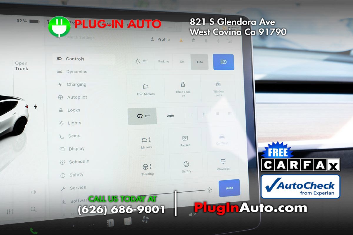 Used 2023 Tesla Model Y Performance image 20