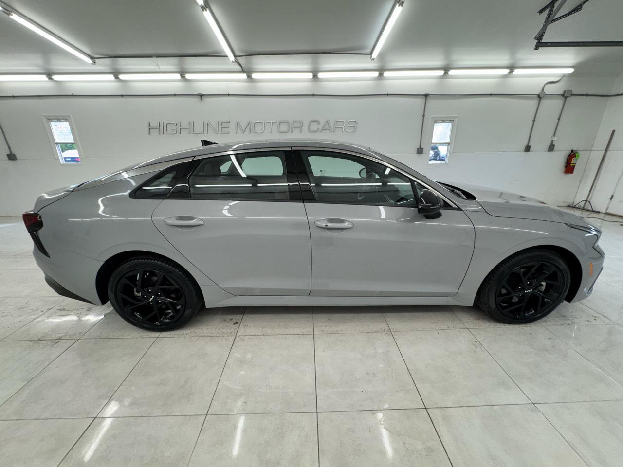 Used 2026 Kia K5 GT-Line w/ GT-Line Premium Package FWD image 4