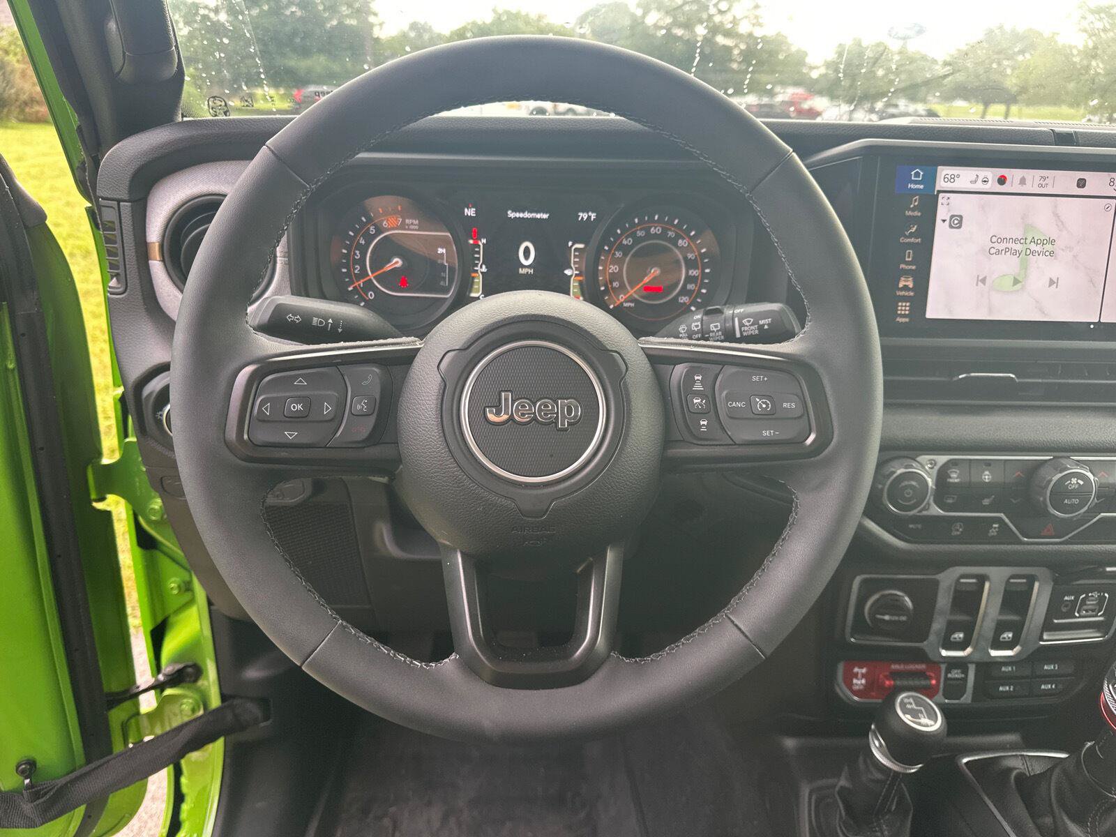 Used 2025 Jeep Wrangler Sport AWD/4WD image 17