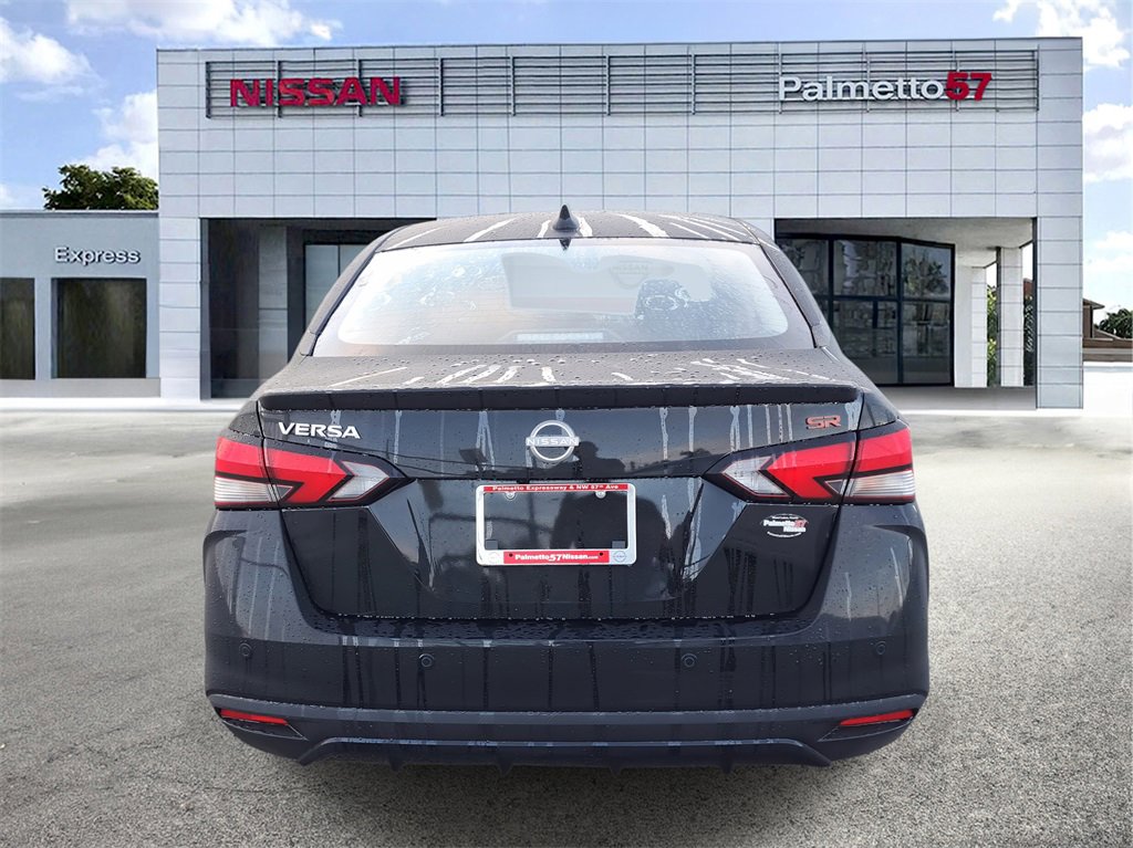 New 2025 Nissan Versa SR w/ Trunk Package image 4