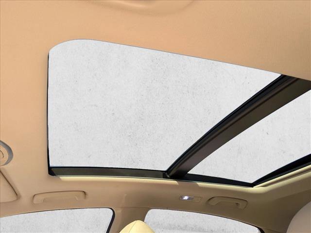 Used 2016 Hyundai Sonata Limited w/ Option Group 02 image 16