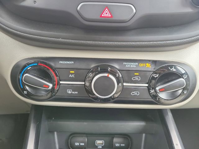 Certified 2021 Kia Soul LX image 28