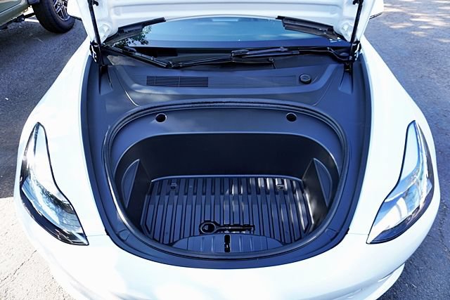 Used 2023 Tesla Model 3 Standard Range RWD image 47