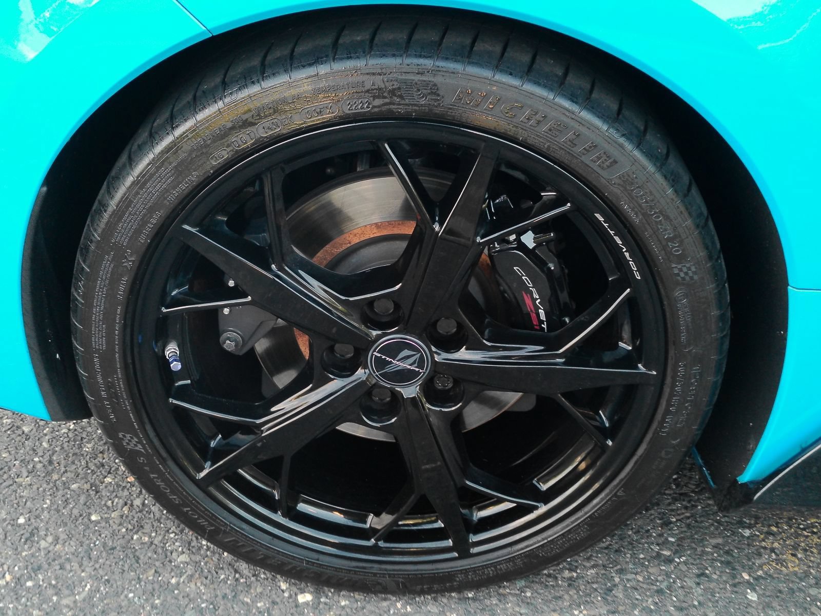 Certified 2021 Chevrolet Corvette Stingray Premium Conv w/ Z51 Performance Package RWD image 31