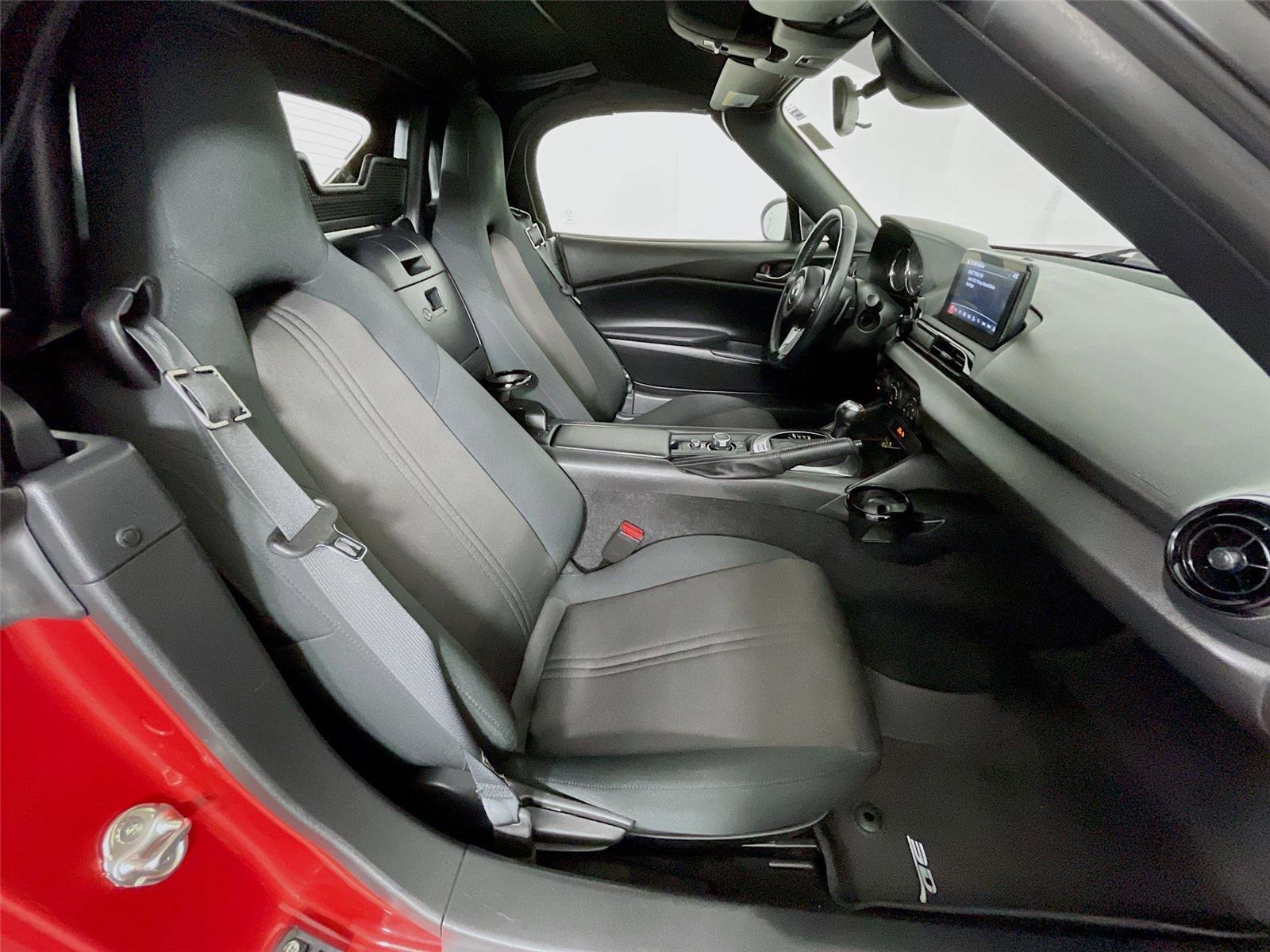 Used 2021 MAZDA MX-5 Miata Sport RWD image 25