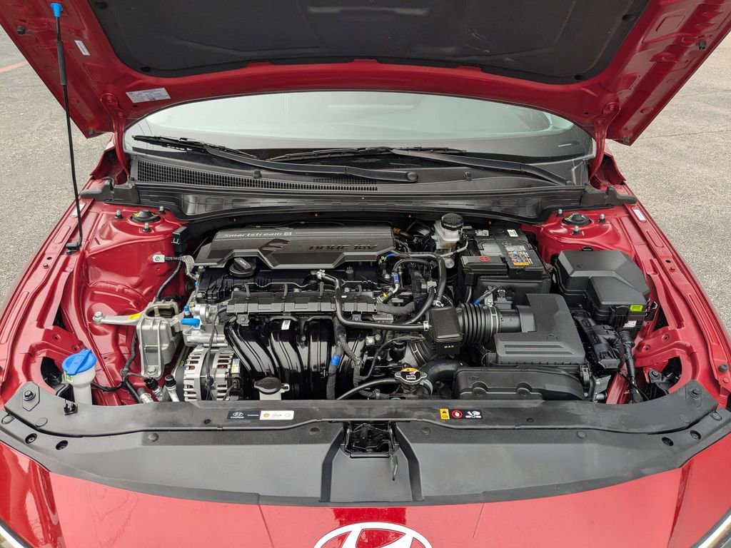 Used 2025 Hyundai Elantra SEL image 23