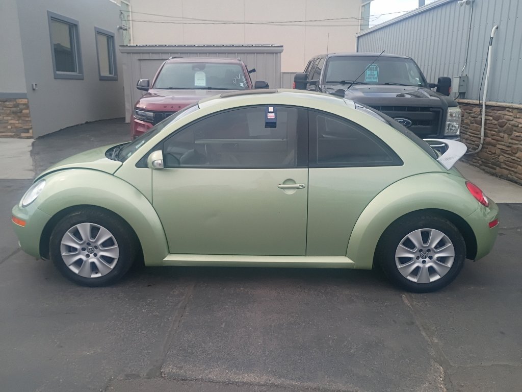 Used 2009 Volkswagen Beetle S