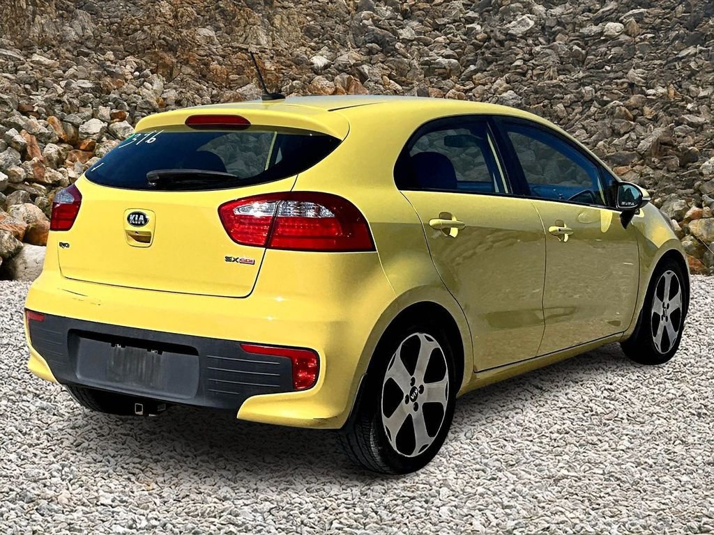 Used 2016 Kia Rio SX image 2