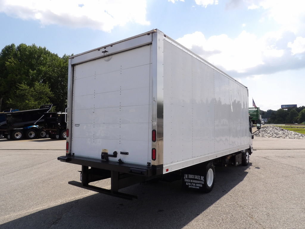Used 2021 Isuzu NPR RWD image 7