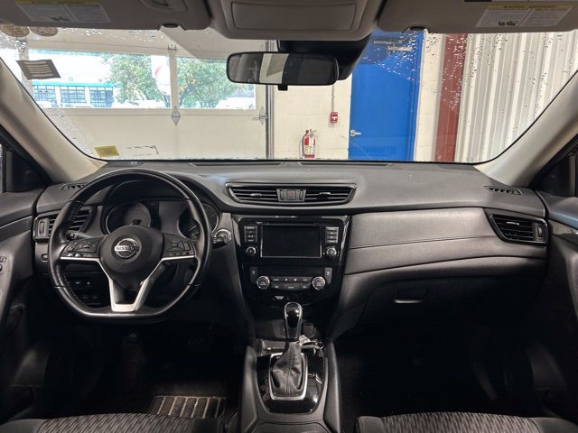 Used 2020 Nissan Rogue SV AWD/4WD image 15