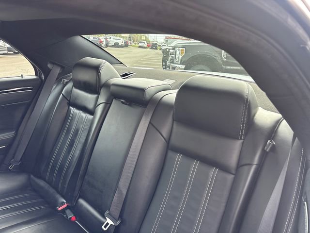 Used 2023 Chrysler 300 S RWD image 9