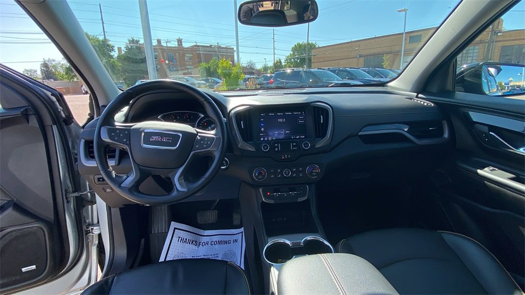 Used 2022 GMC Terrain AT4 image 16