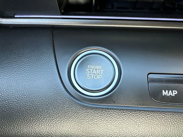 Used 2025 Hyundai Elantra N image 32