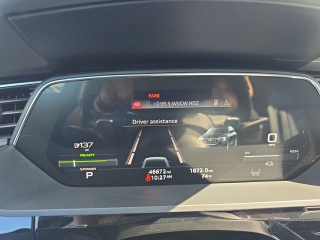 Used 2021 Audi e-tron Premium w/ Convenience Plus Package AWD/4WD image 22