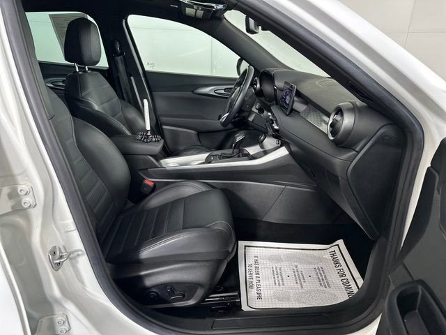 Used 2024 Alfa Romeo Tonale Ti w/ Premium Interior Package image 27