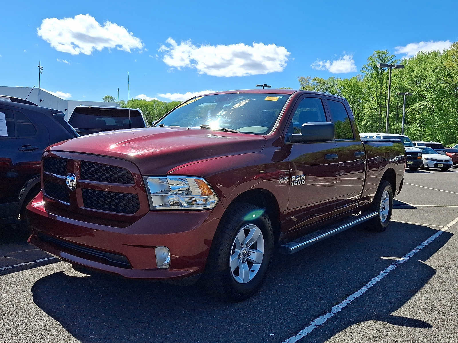 Used 2016 RAM 1500 Express AWD/4WD image 3