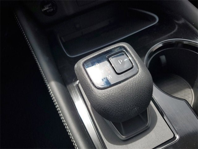New 2025 Nissan Rogue Platinum w/ Tech Package FWD image 13