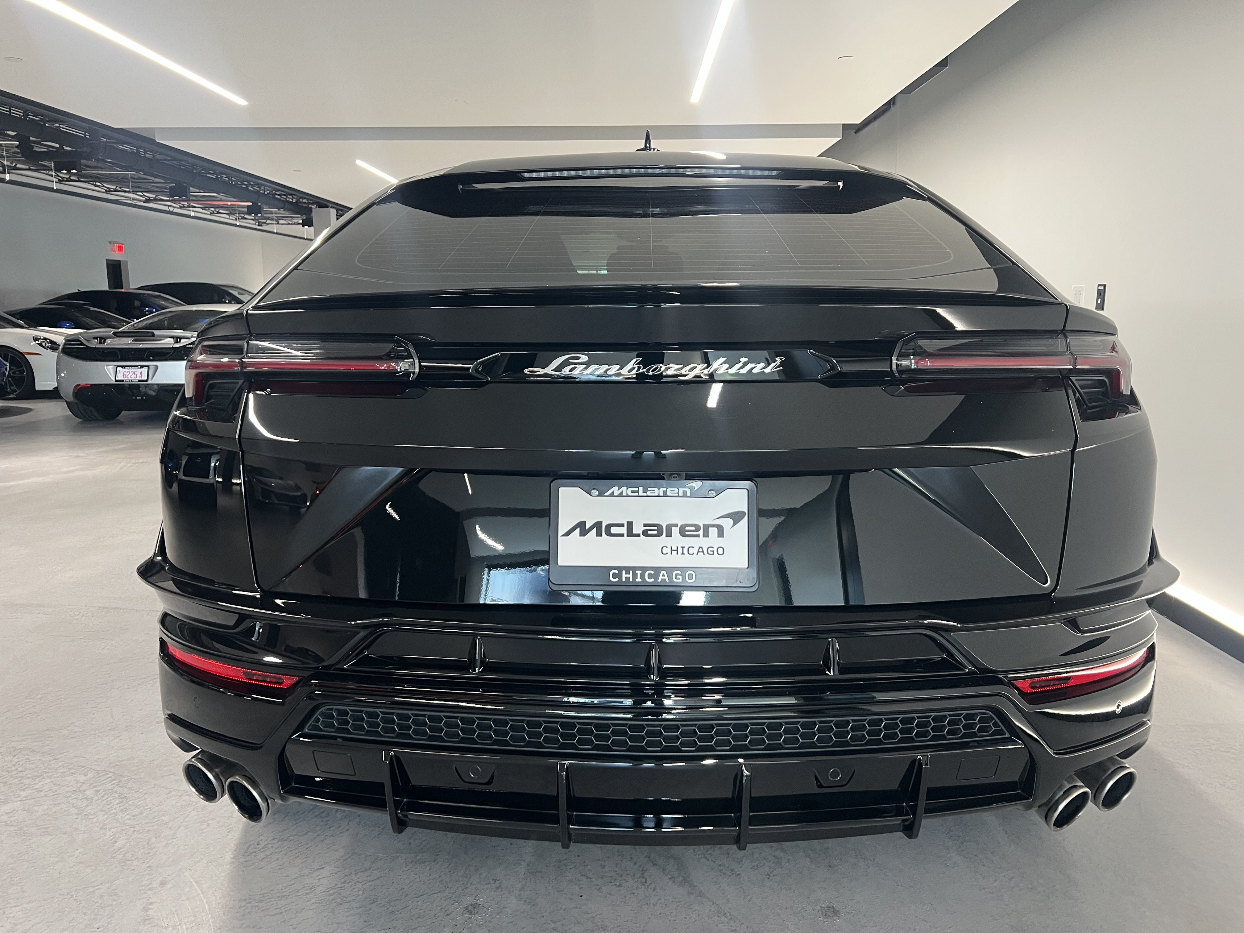 Used 2023 Lamborghini Urus S AWD/4WD image 8