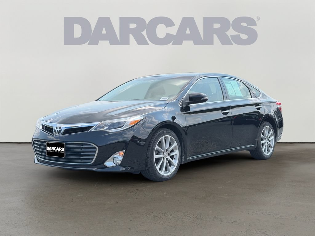 Used 2015 Toyota Avalon XLE Touring FWD image 3