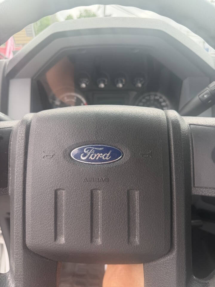 Used 2014 Ford F250 XL w/ Snow Plow Prep Package AWD/4WD image 6