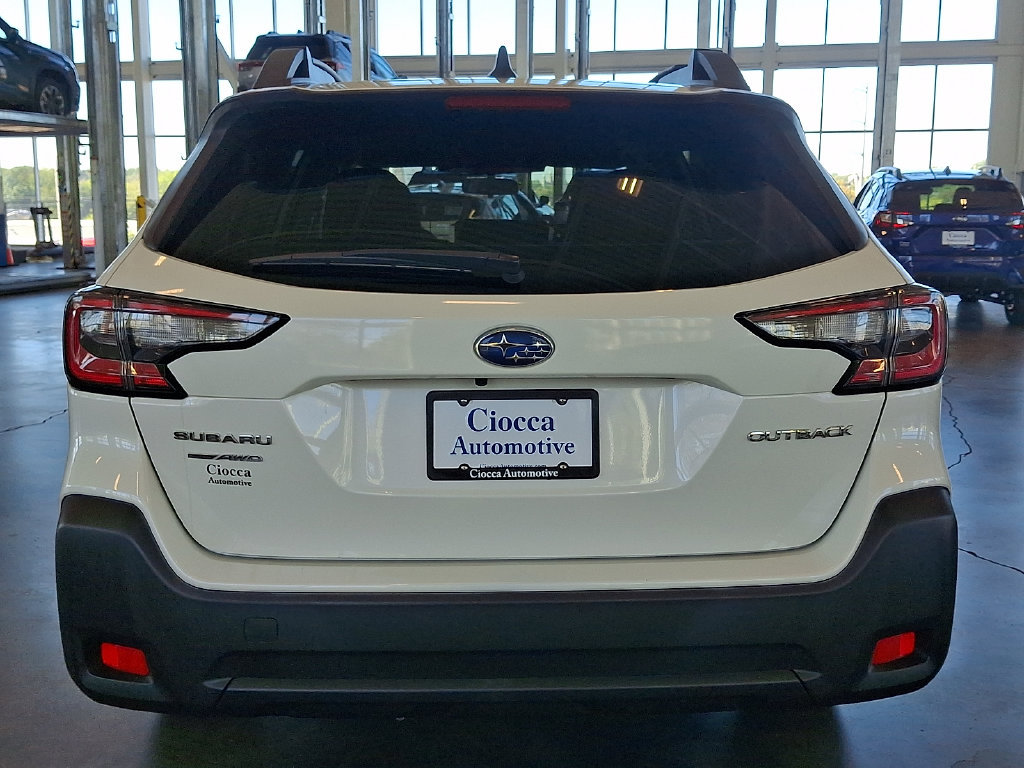 Certified 2024 Subaru Outback Premium AWD/4WD image 7