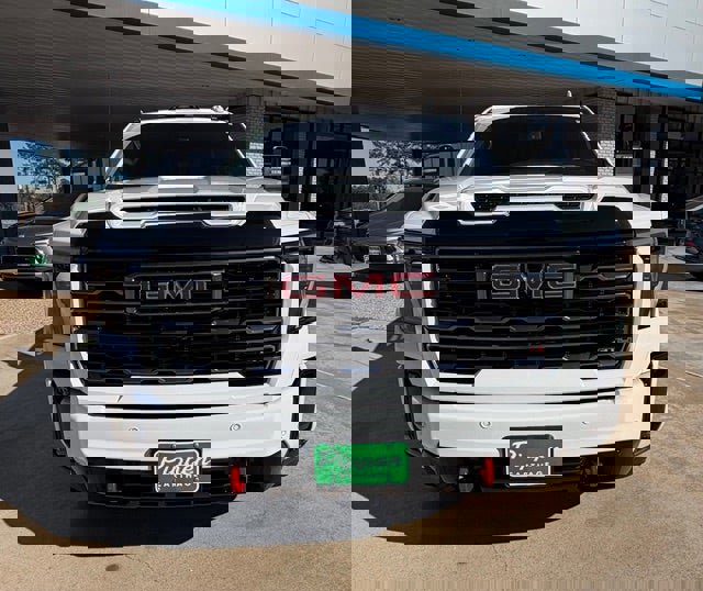 New 2026 GMC Sierra 2500 AT4 w/ AT4 Preferred Package image 3