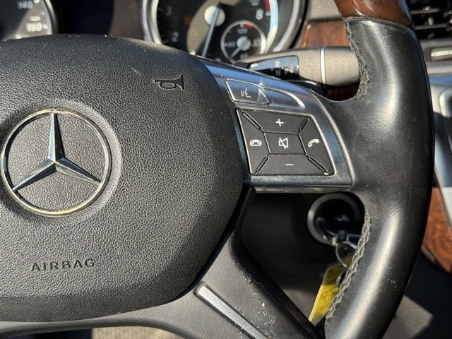 Used 2013 Mercedes-Benz GL 550 4MATIC image 16