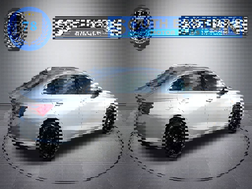 Used 2022 Chevrolet Malibu LT image 7